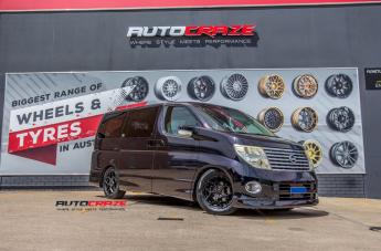 NISSAN ELGRAND DOMINATE MATTE BLACK